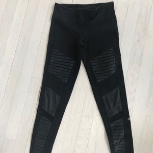 OBO Black ALO Moto Leggings